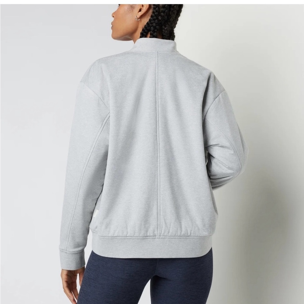 Vuori Halo Basin Bomber Jacket Heather Gray Size Small - Picture 14 of 14